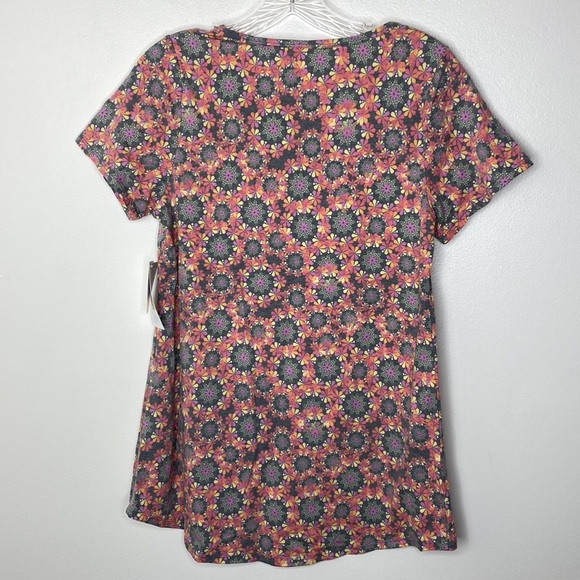 NWT LuLaRoe Classic T size XS - Picture 7 of 10